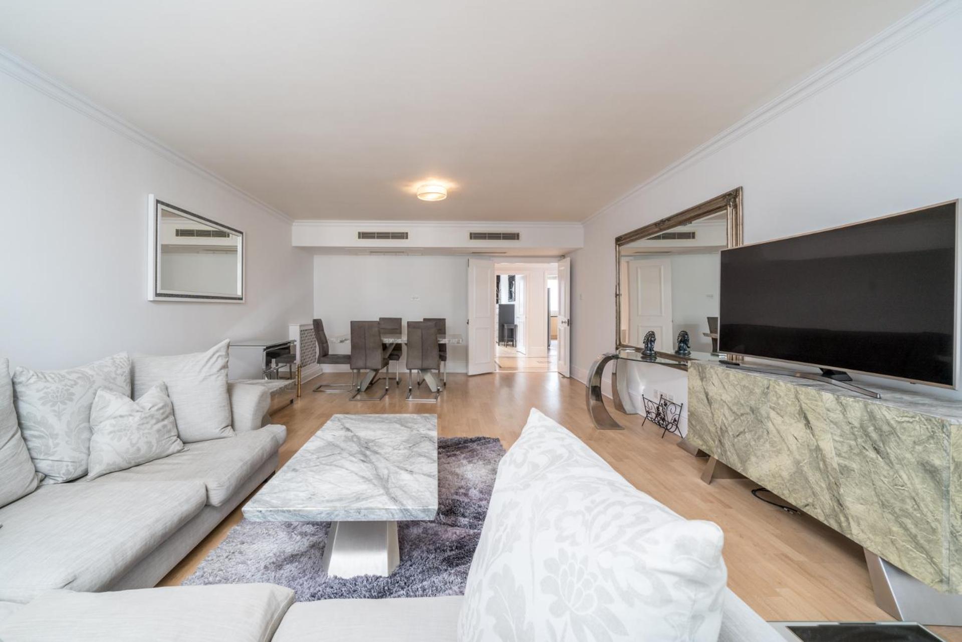 Luxury St Johns Wood 2-bed With 24hr Concierge Apartment *